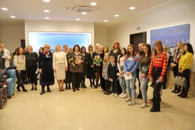 Dodjela-nagrada-AmbasadoRI-odgoja-i-obrazovanja-22-900x600 Dodijeljene godišnje nagrade Grada Rijeke „AmbasadoRI odgoja i obrazovanja“