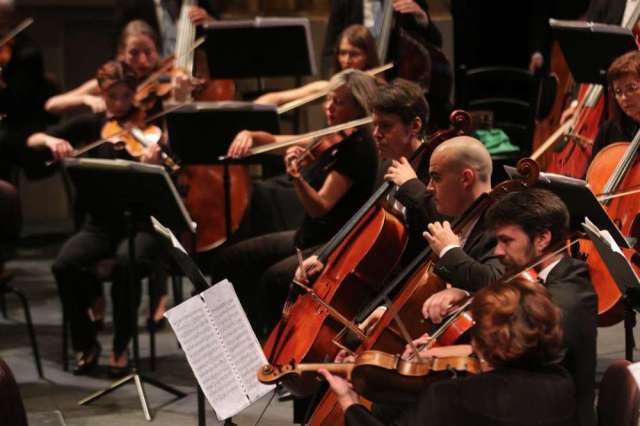 Schumannova Četvrta i Šostakovičeva Peta