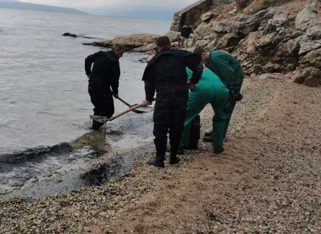 plaža spužvina kostrena plaža spužvina kostrena