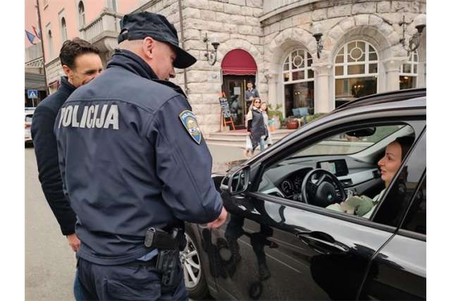 dan žena policija dan žena policija
