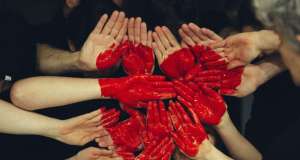 Kolumna “Kako diše tako i piše Frida Šarar” – Srca srce