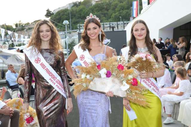 Miss PGŽ s pratiljama Miss PGŽ s pratiljama