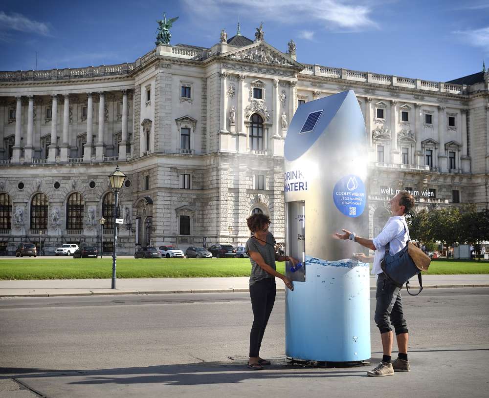 Mobilne česme nude pitku vodu i ispuštaju vodenu maglicu  © Wiener Wasser/Zinner