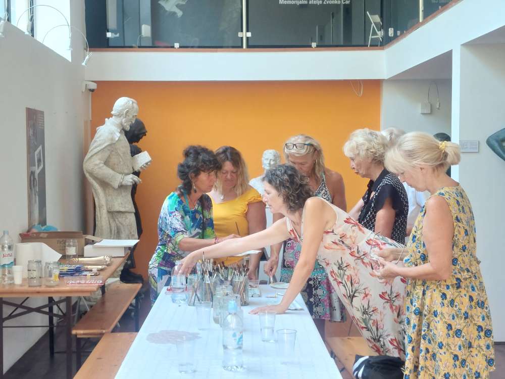 Brodarica uz promociju Zbirke slikopisa Margarete Peršić