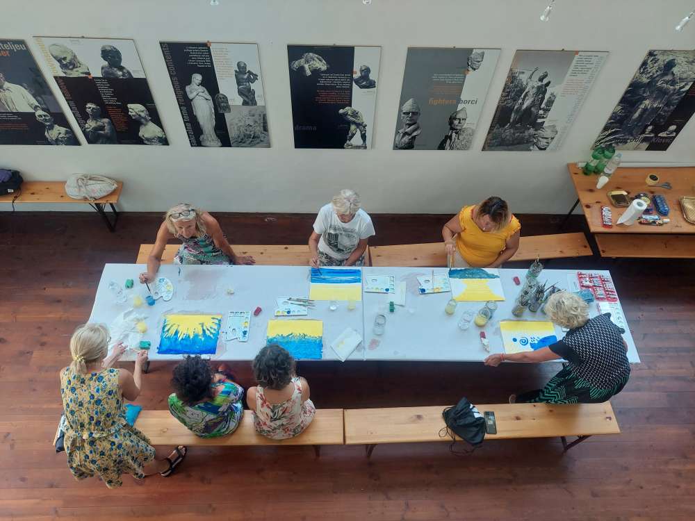 Brodarica uz promociju Zbirke slikopisa Margarete Peršić