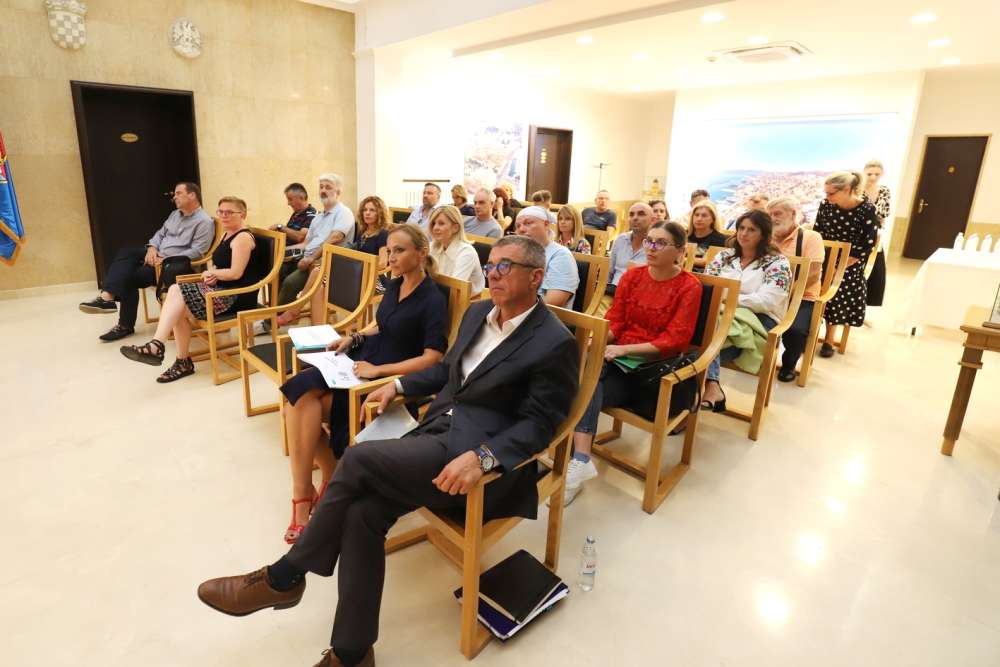 Predstavljena moguća rješenja za probleme s kojima se suočavaju gradske tržnice