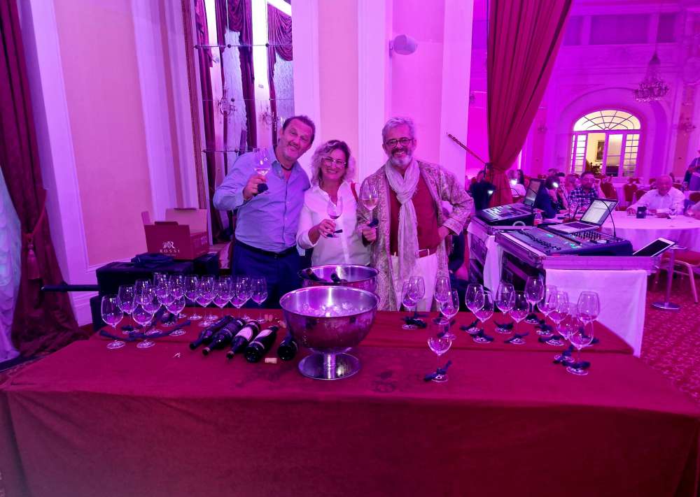 degustacija vina i humanitarna modna revija 