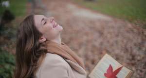 Kolumna “Kako diše tako i piše Frida Šarar” – Jedan lepi život jesen