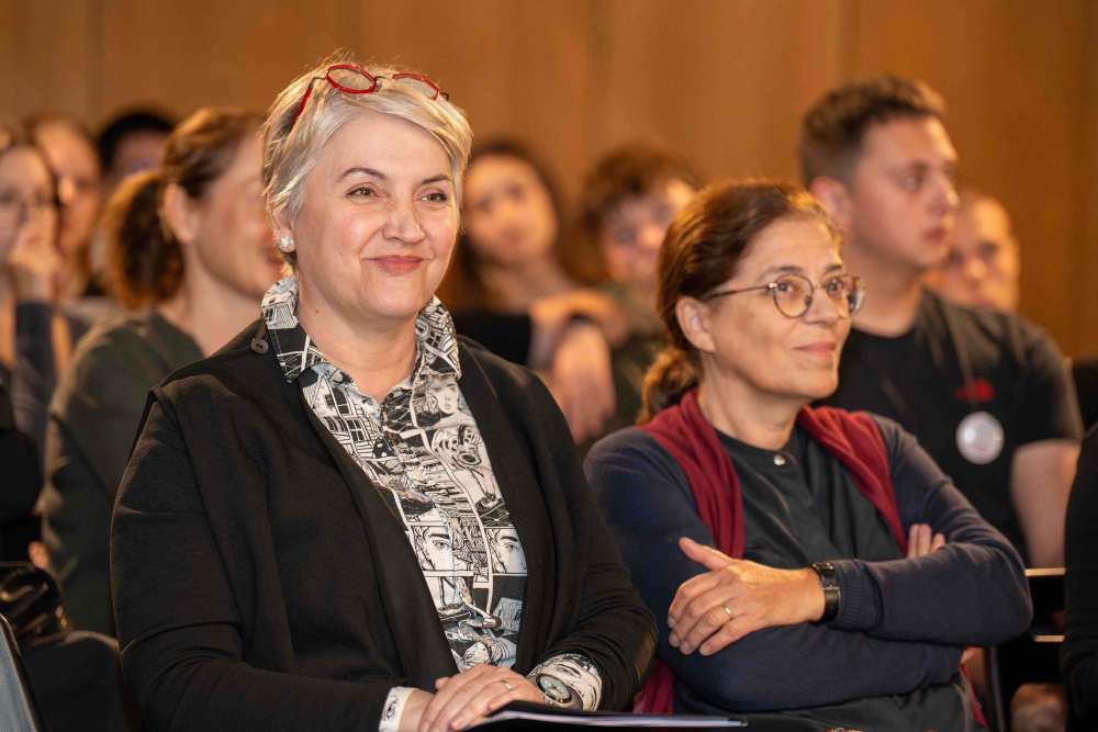 Ingrid Pađen Đurić, Diana Nenadić