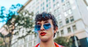 Kolumna “Kako diše tako i piše Frida Šarar” – Svi smo mi pomalo nebinarni