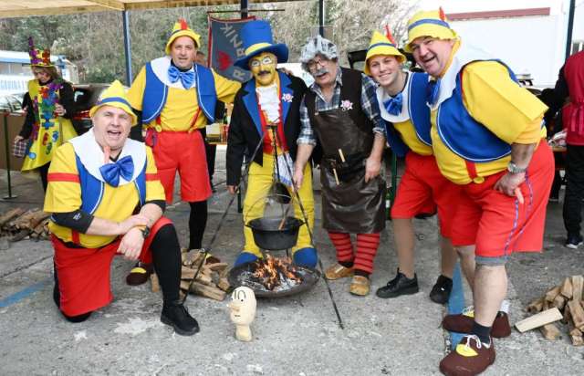 Karnevalska grupa Špažićari Kostrena Karnevalska grupa Špažićari Kostrena