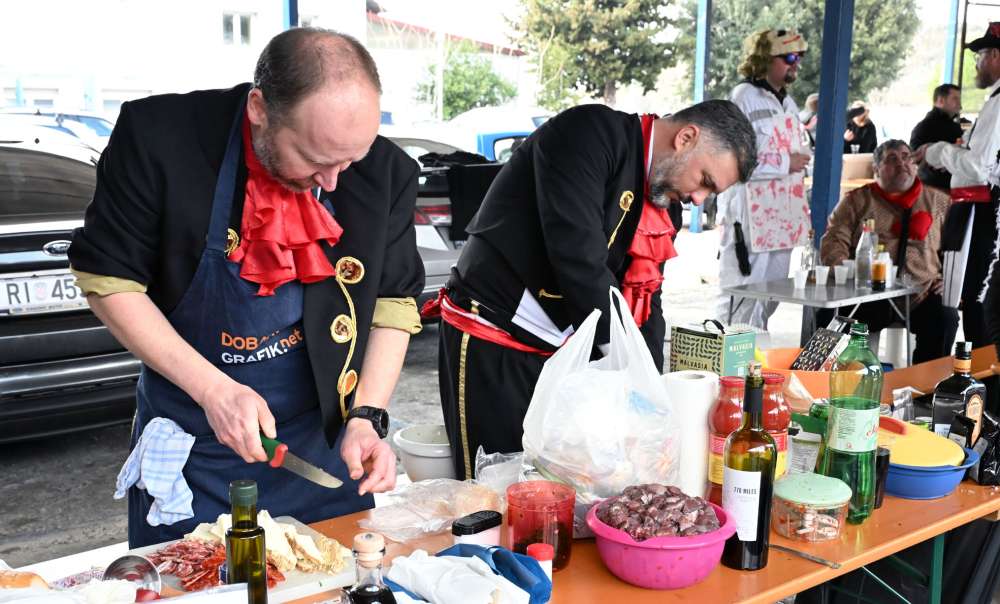 Karnevalska grupa Špažićari Kostrena