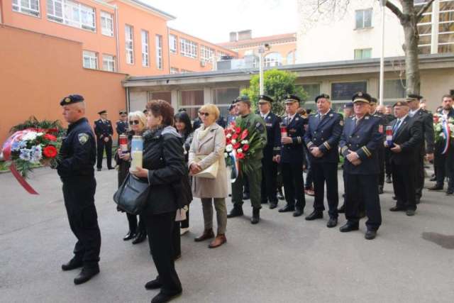 34. obljetnica osnivanja Specijalne jedinice policije Rijeka „Ajkula“ 34. obljetnica osnivanja Specijalne jedinice policije Rijeka „Ajkula“