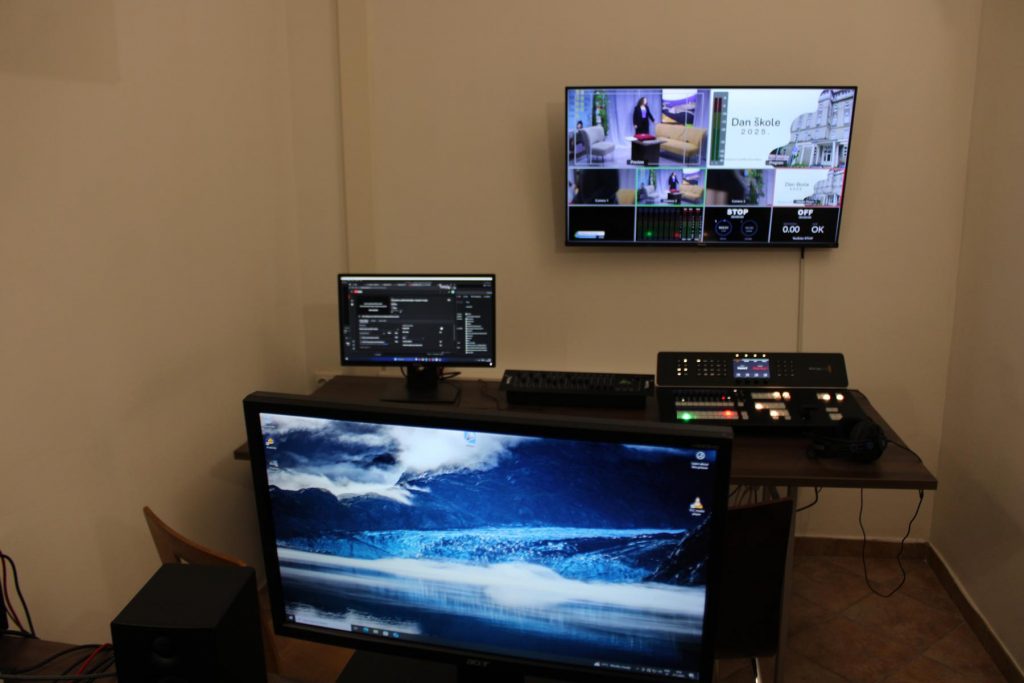 TV i podcast studio Prirodoslovne i grafičke škole