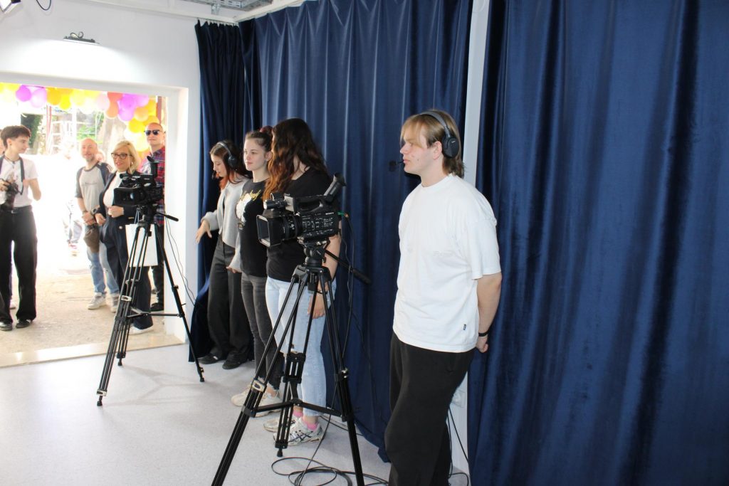 TV i podcast studio Prirodoslovne i grafičke škole