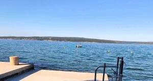 Uređena plaža ispod Thalassotherapije Crikvenica plaža ispod Thalassotherapije Crikvenica