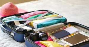 Minimalizam na odmoru: Kako putovati s jednim koferom? kofer