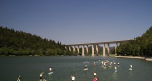 Adrenalinski vikend u Fužinama: 4. Najviša SUP regata za sve generacije na jezeru Bajer sup regata