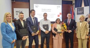 Uručene plakete Zlatna kuna najuspješnijim tvrtkama Primorsko-goranske županije
