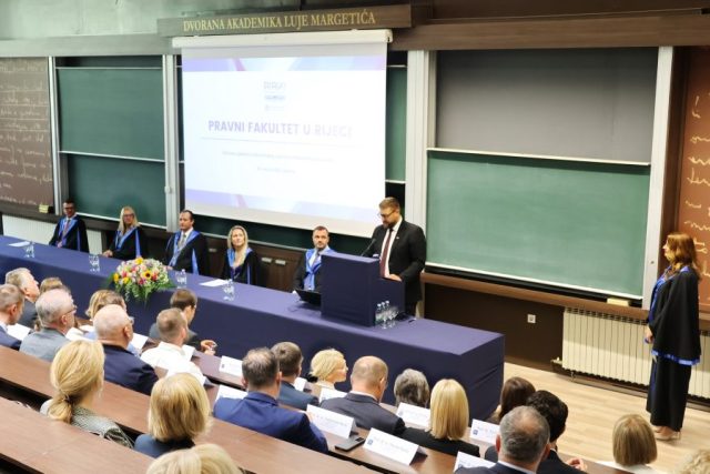 Svecana-sjednica-Pravnog-fakulteta-u-Rijeci-40-900x600