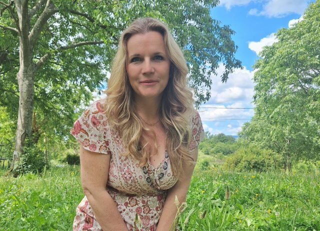 leonora leonora surian popov