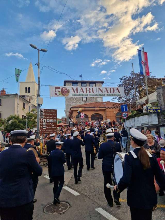 marunada marunada