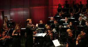 Monumentalni Verdijev Requiem na Dušni dan u „Zajcu“: Riječki orkestar, dva zbora i vrhunski solisti pod ravnanjem maestra Valentina Egela Valentin Egel, orkestar, zbor