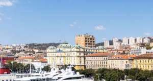 Hrvatska srušila svjetski rekord: Gotovo 2000 ljudi napravilo špagu dugu preko 2,5 kilometra