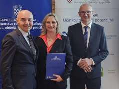 Riječki Crveni križ dobio 288 tisuća €: Projekt ‘Ruke podrške’ mijenja život za 100 starijih