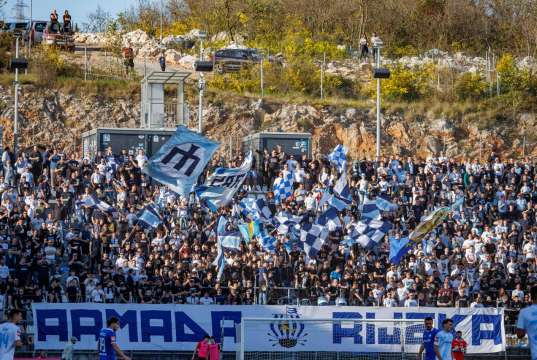 Rujevica rasprodana, Armada sprema korteo za pamćenje uoči ključnog Jadranskog derbija