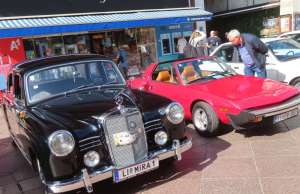 Riječki Korzo bruji od klasika: Više od 100 oldtimera slavi 30 godina tradicije na putu za Krk