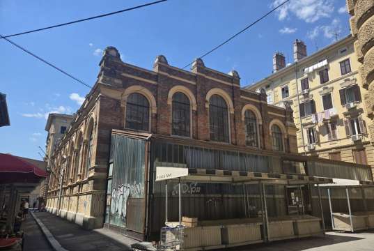 Zapušteni paviljon postaje pozornica: inkluzivna predstava ‘TO=TO’ oživljava srce Brajde
