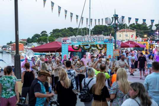Krk u znaku glazbe i gastronomije: slijedi završnica bogatog festivalskog programa
