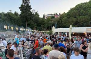 Opatija se vraća korijenima: Počinje trodnevna fešta na Tomaševcu, stotine porcija ribe i koncerti uz samo more