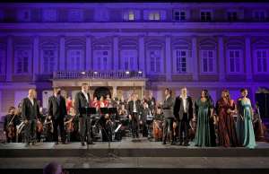 Spektakularna “Opera u plamenu” zatvorila Riječke ljetne noći: Ni kiša nije ugasila operni spektakl
