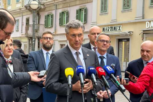 Plenković zove mlade iz dijaspore: Nudimo pet godina bez poreza i desetke tisuća eura za posao